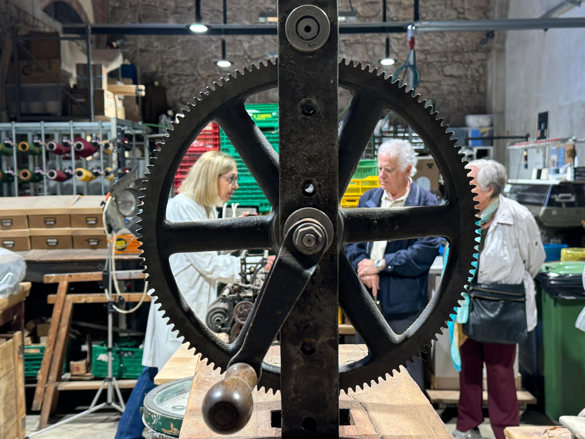 Museu secret: Visita guiada a la reserva del Museu de l’Aigua i el Tèxtil – “El museu que no es veu”