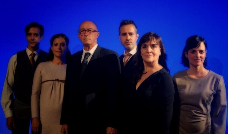 SOC JO MATEIX A càrrec de la Companyia Els Carlins.